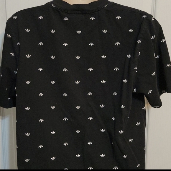 Adidas tee shirt - Picture 5 of 6